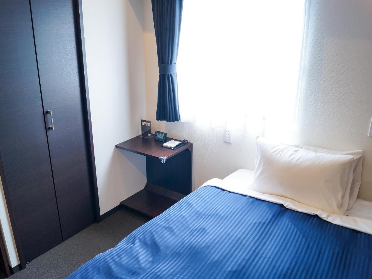 Hotel Livemax Saitama-Asaka-Ekimae Екстер'єр фото